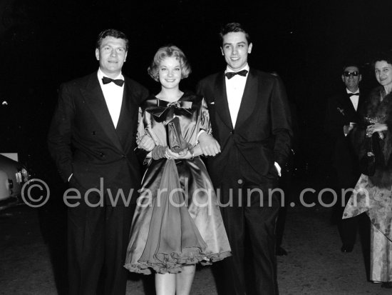 Romy Schneider, Alain Delon and Henri Vidal. Gala de Pâques at the International Sporting Club. Monte Carlo 1959. - Photo by Edward Quinn