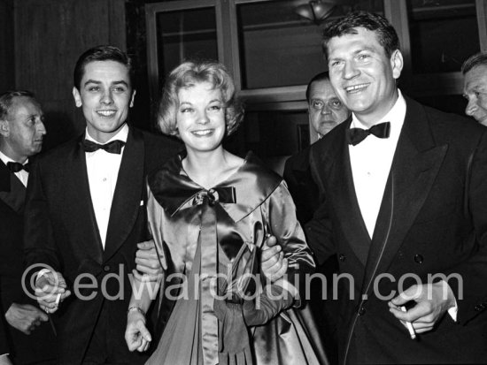 Romy Schneider, Alain Delon and Henri Vidal. Gala de Pâques at the International Sporting Club. Monte Carlo 1959. - Photo by Edward Quinn