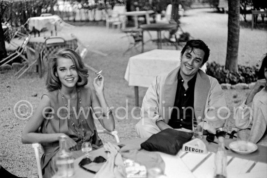 Shooting break: Jane Fonda and Alain Delon on the film set of "Les Félins". Antibes 1964. - Photo by Edward Quinn