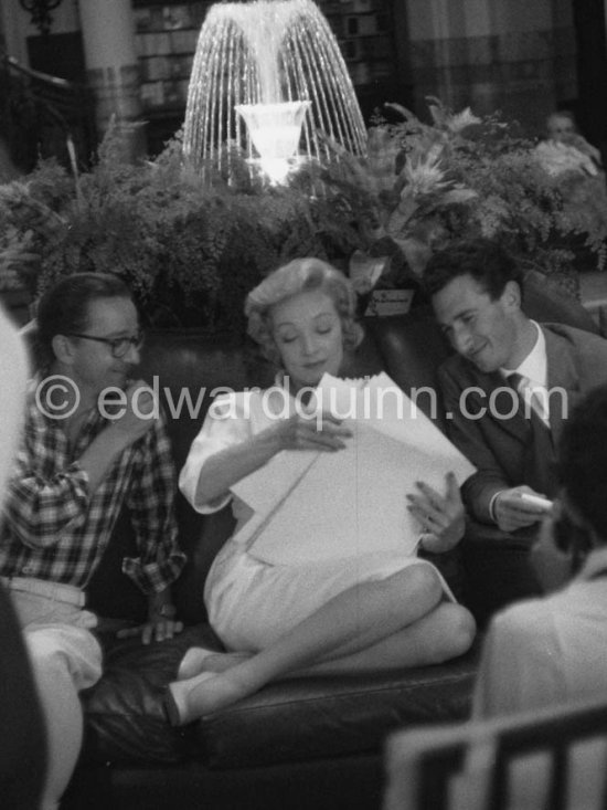 Marlene Dietrich In The Lobby Of The Hotel De Paris In Monte Carlo In 1956. - Photo by Edward Quinn