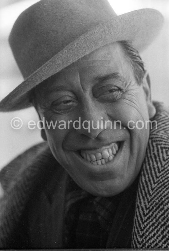 French actor Fernandel during filming of "Crésus" ("Croesus"). Manosque 1960. - Photo by Edward Quinn