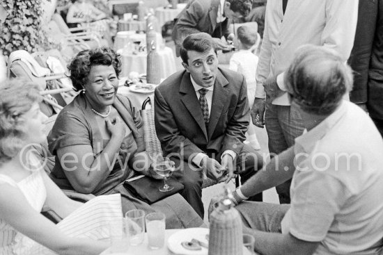 Ella Fitzgerald and French painter Raymond Moretti. Festival de Jazz, Nice 1958. - Photo by Edward Quinn