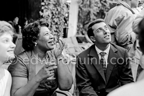 Ella Fitzgerald and French painter Raymond Moretti. Festival de Jazz, Nice 1958. - Photo by Edward Quinn