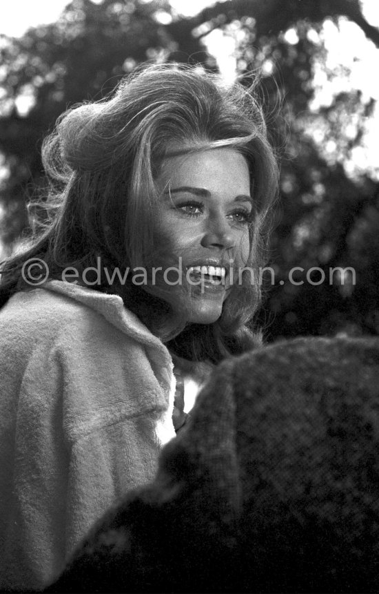 Jane Fonda on the film set of "Les Félins" ("Love Cage", "Joy House"), Antibes 1964. - Photo by Edward Quinn