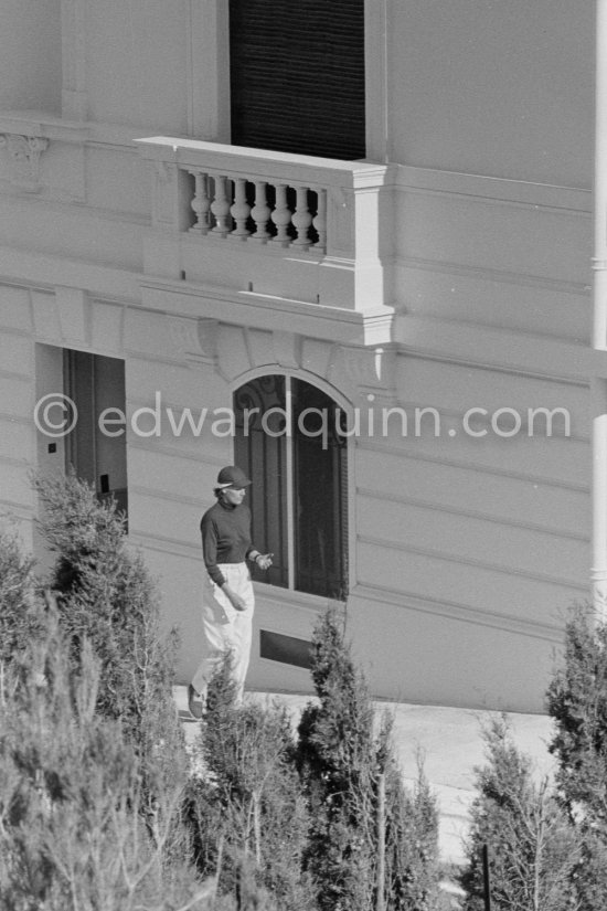 Greta Garbo, visiting Villa The Rock, before moving in. Cap d’Ail 1955. - Photo by Edward Quinn