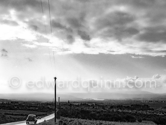 Near Hannover ?, Germany 1953. - Photo by Edward Quinn