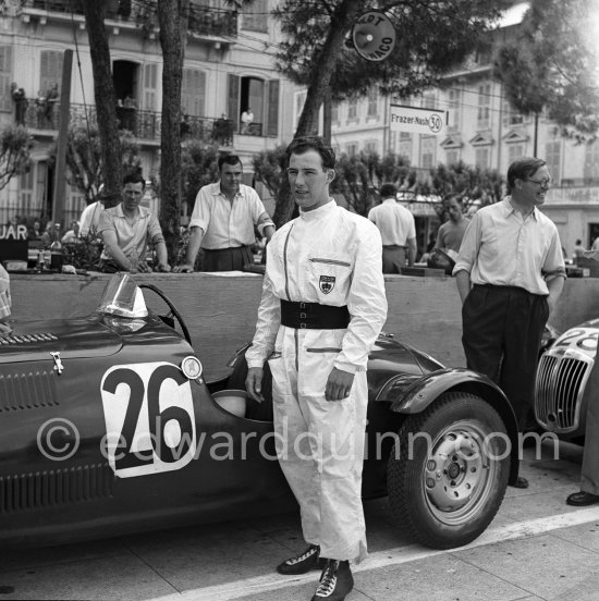 Stirling Moss, (26) Frazer Nash Le Mans Replica Mk I, H J Aldington on the right. Monaco Grand Prix 1952, transformed into a race for sports cars. This was a two day event, the Sunday for the up to 2 litres (Prix de Monte Carlo), the Monday for the bigger engines, (Monaco Grand Prix). - Photo by Edward Quinn