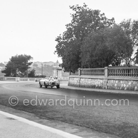 Robert Manzon, (14) winner of the race, Gordini T15S. Monaco Grand Prix 1952, transformed into a race for sports cars. This was a two day event, the Sunday for the up to 2 litres (Prix de Monte Carlo), the Monday for the bigger engines, (Monaco Grand Prix). - Photo by Edward Quinn