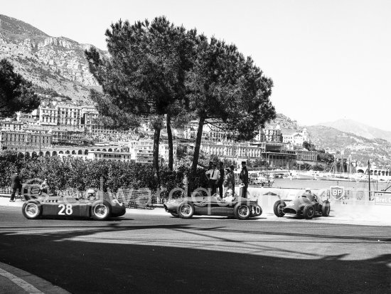 Luigi Villoresi, (28) Lancia D50, Cesare Perdisa, (40) Maserati 250F, Maurice Trintignant, (44) Ferrari 625, (winner of the race). Monaco Grand Prix 1955. - Photo by Edward Quinn