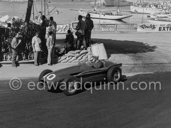 Cesare Perdisa, (40) Maserati 250F. Monaco Grand Prix 1955. - Photo by Edward Quinn