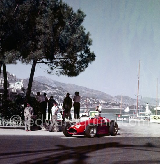Jean Behra, (34) Maserati 250F. Monaco Grand Prix 1955. - Photo by Edward Quinn