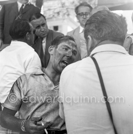 Stirling Moss, (6) Mercedes-Benz W196, retired, after leading the field together with Fangio for nearly the whole race, because of a broken oil line. He managed to stop in front of the pits. Monaco Grand Prix 1955. - Photo by Edward Quinn