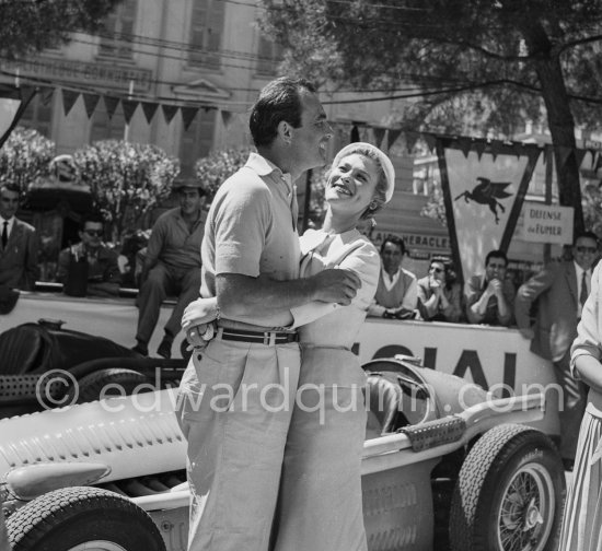 During filming of "The Racers" on the occasion of Monaco Grand Prix 1955: GP driver Harry Schell and Bella Darvi, Polish French actress, supposed to be a flirt of Prince Rainier. Monaco Grand Prix 1955. - Photo by Edward Quinn