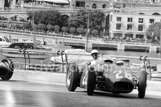 Stirling Moss, (28) Maserati 250F. Monaco Grand Prix 1956. - Photo by Edward Quinn