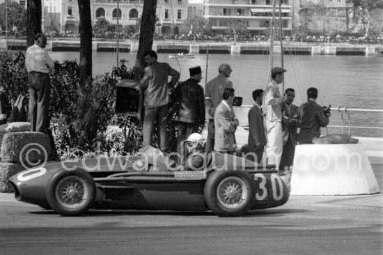 Jean Behra, (30) Maserati 250F. Monaco Grand Prix 1956. - Photo by Edward Quinn