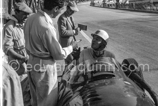 Harry Schell, (38) Maserati 250. Monaco Grand Prix 1957. - Photo by Edward Quinn