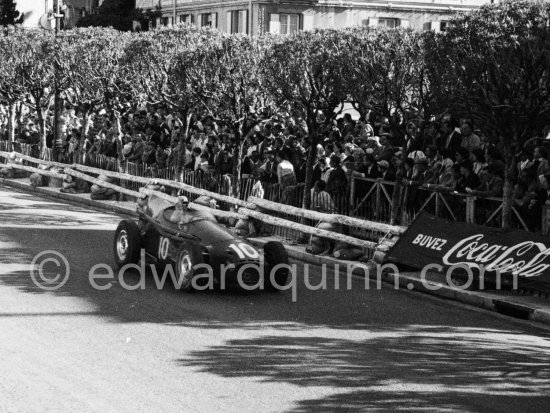 Stewart Lewis-Evans, (10) Connaught Syracuse. Monaco Grand Prix 1957. - Photo by Edward Quinn