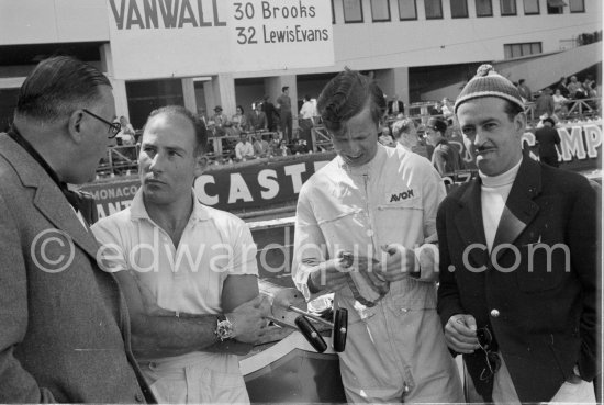 Stirling Moss, Tony Brooks and Maurice Trintignant. Monaco Grand Prix 1958. - Photo by Edward Quinn