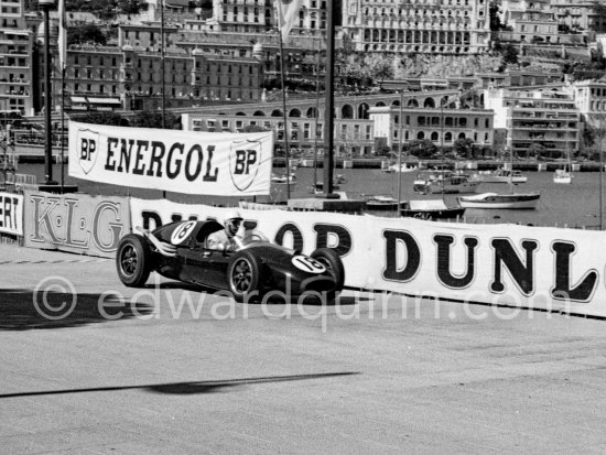 Roy Salvadori, (18), Cooper T45. Monaco Grand Prix 1958. - Photo by Edward Quinn