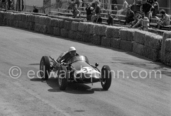 Maurice Trintignant, (32) Cooper T51. Monaco Grand Prix 1959. - Photo by Edward Quinn