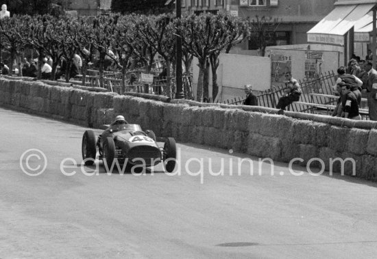 Jean Behra, (46) Ferrari Dino 246. Monaco Grand Prix 1959. - Photo by Edward Quinn