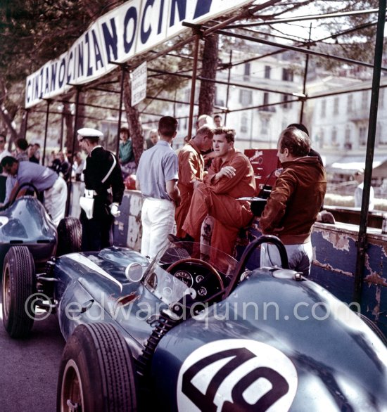Lance Reventlow, N° 48 Scarab.  Monaco Grand Prix 1960. - Photo by Edward Quinn