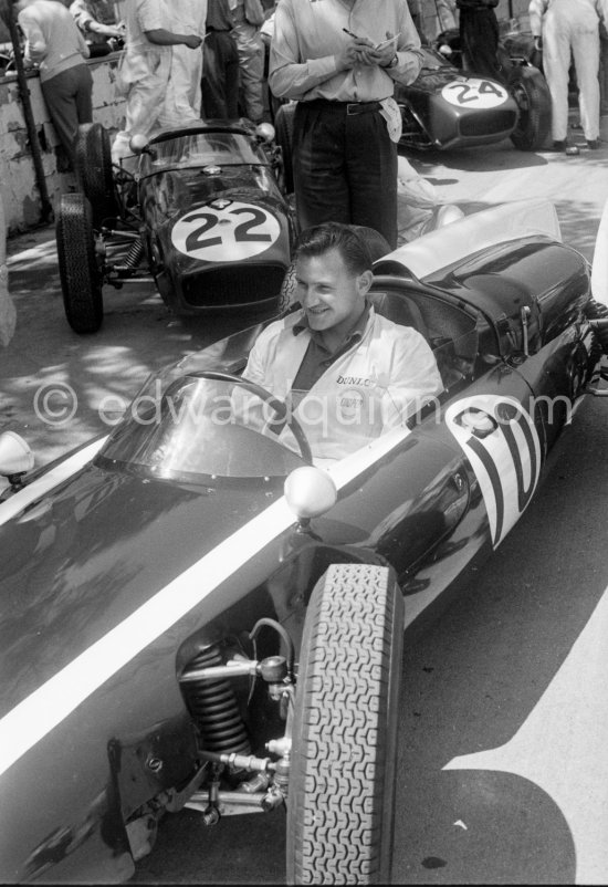 Bruce McLaren, (10) Cooper T53. Monaco Grand Prix 1960. - Photo by Edward Quinn