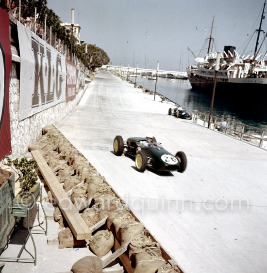 Training session. John Surtees, (26) Lotus 18, on right Joakim Bonnier\'s N° 2 B.R.M. P48. Monaco Grand Prix 1960. - Photo by Edward Quinn
