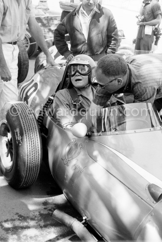 The much awaited Scarab cars appear for the first time in Europe. Lance Reventlow, the driver-owner-constructor, prepares for trial laps. Note the seat belts, which were not yet common in GP cars at that time. Monaco Grand Prix 1960. - Photo by Edward Quinn
