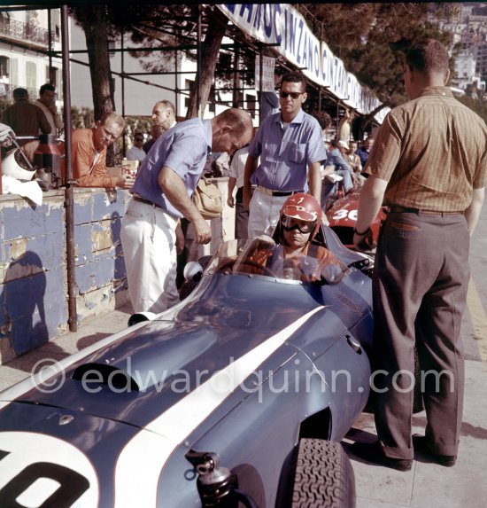 The much awaited Scarab cars appear for the first time in Europe. Lance Reventlow, the driver-owner-constructor, prepares for trial laps. Monaco Grand Prix 1960. - Photo by Edward Quinn