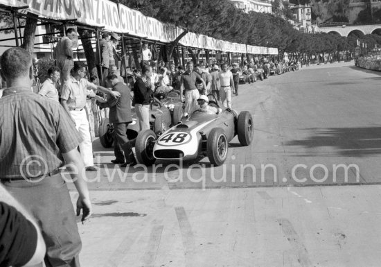 The Scarabs were disappointingly slow and to find out if it was the driver or the car, Reventlow let Stirling Moss try one. He did a better time but it would not have been enough to qualify. Monaco Grand Prix 1960. - Photo by Edward Quinn