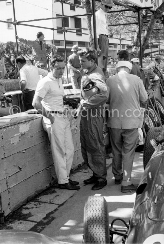 Phil Hill and Lance Reventlow. Monaco Grand Prix 1960. - Photo by Edward Quinn
