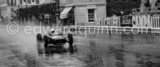 Richie Ginther, (8) Ferrari 156. Monaco Grand Prix 1962. - Photo by Edward Quinn