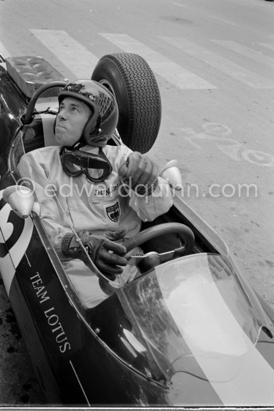 Jim Clark, (12) Lotus 25. Monaco Grand Prix 1964. - Photo by Edward Quinn