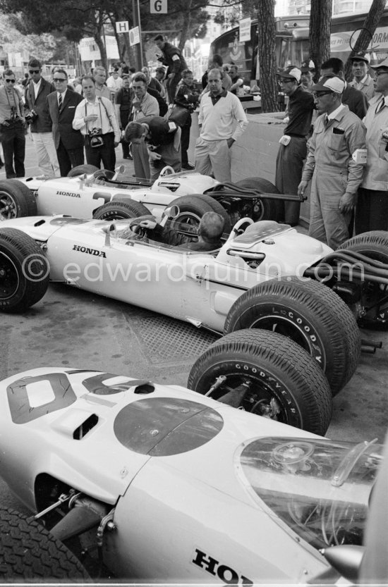 2 x (20) Honda RA272 and a car. without number .Monaco Grand Prix 1965. - Photo by Edward Quinn