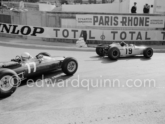 Ronnie Bucknum, (19) Honda RA272, Lorenzo Bandini, (17) Ferrari 512. Monaco Grand Prix 1965. - Photo by Edward Quinn