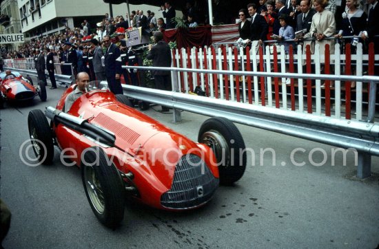 Juan Manuel Fangio. Alfa Romeo 158, behind him Giuseppe "Nino" Farina in a Maserati 250F in the parade of the Club des Anciens Pilotes de Grand Prix, now Grand Prix Drivers Club GPDC. Monaco Grand Prix 1965. - Photo by Edward Quinn