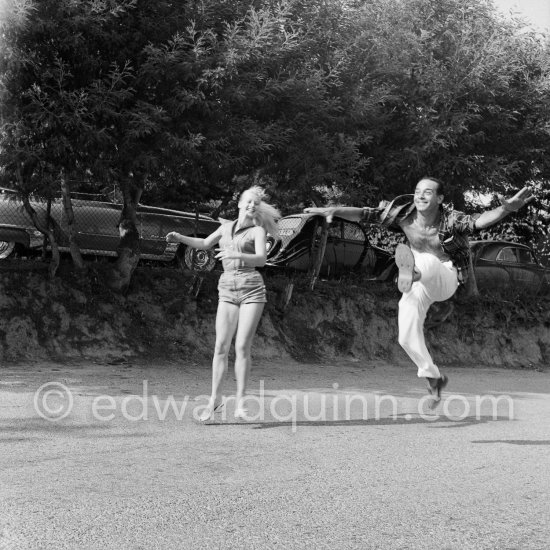 Georges Guétary and Annie Cordy in Francis Lopez operette “La Route fleurie”. Cannes 1953. - Photo by Edward Quinn