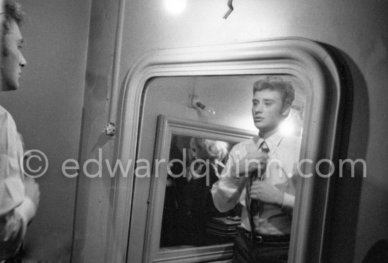 Sylvie Vartan and Johnny Halliday before a concert in their wardrobe at Casino Municipal. Nice 1964. - Photo by Edward Quinn