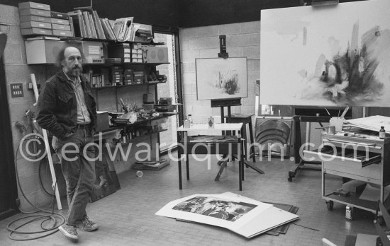 Richard Hamilton, "Inventor of Pop Art" at his studio. London 1977. - Photo by Edward Quinn