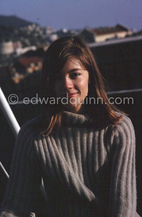 Françoise Hardy. Nice 1964. - Photo by Edward Quinn