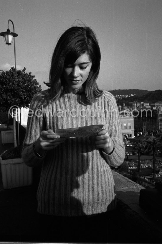 Françoise Hardy. Nice 1964. - Photo by Edward Quinn