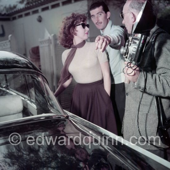 Edward Quinn and Susan Hayward. Unknown photographer. Cannes 1956. - Photo by Edward Quinn