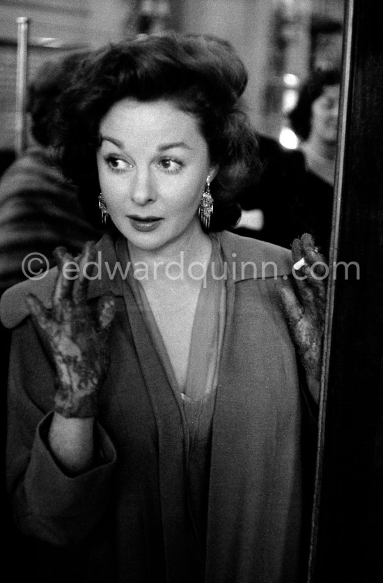 Susan Hayward in the lobby of the Carlton Hotel, Cannes 1956. - Photo by Edward Quinn