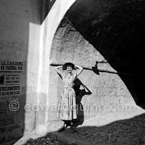 Audrey Hepburn before she found fame, visiting the medieval village of Eze, near Monaco 1951. - Photo by Edward Quinn