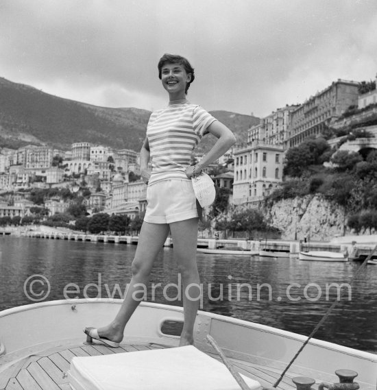Audrey Hepburn in Monaco for the film "Monte Carlo Baby". She was at the beginning of her career and willingly posed for the photographer. Monaco 1951. - Photo by Edward Quinn