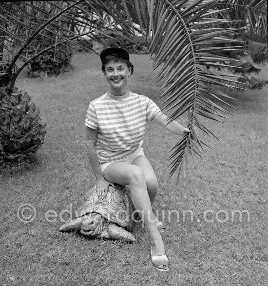 Audrey Hepburn in Monaco for the film "Monte Carlo Baby". She was at the beginning of her career and willingly posed for the photographer. Monaco 1951. - Photo by Edward Quinn