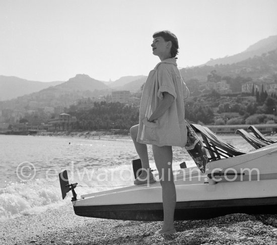Audrey Hepburn in Monaco for the film "Monte Carlo Baby". She was at the beginning of her career and willingly posed for the photographer. Monaco 1951. - Photo by Edward Quinn