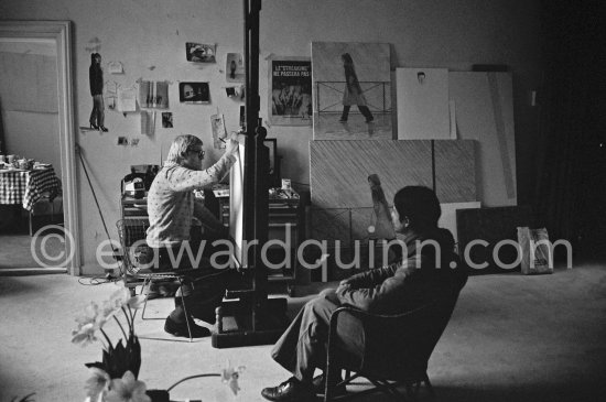 David Hockney drawing "Carlos", Paris 1975. - Photo by Edward Quinn