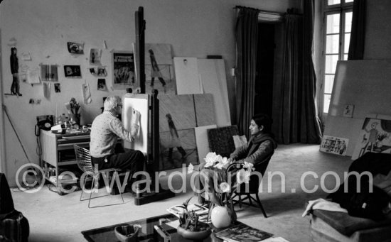 David Hockney drawing „Carlos“, Paris - Photo by Edward Quinn